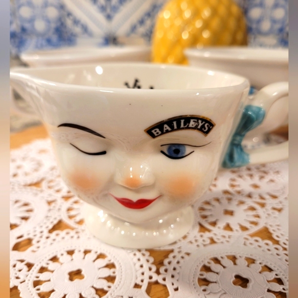 Baileys ☕️ Vintage 1 creamer